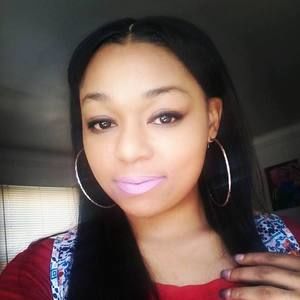 Meet your Posher, Myra